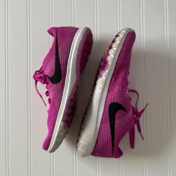 Purple Nike Fit Gym Shoes - Picture 1 of 8